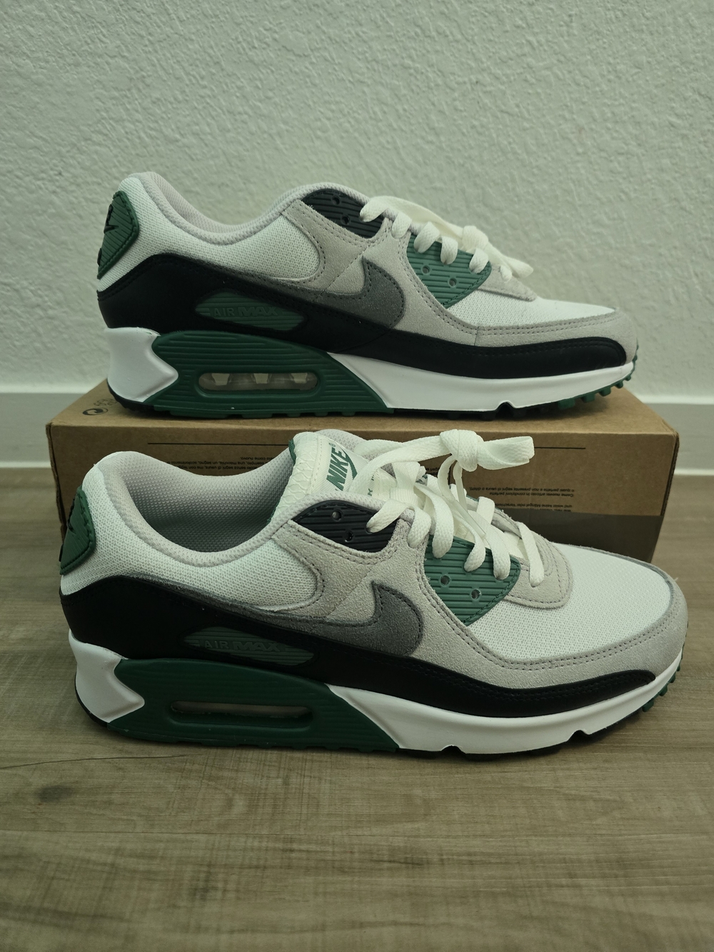 Nike Men’s Air Max 90 in White, Gray & Green